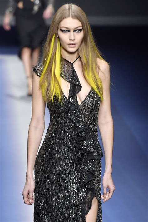 gigi hadid versace runway|gigi hadid fashion week.